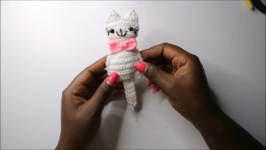Free Crochet Cat Keychain That’s Perfect For Cat Enthusiasts