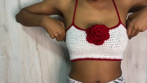 Pretty Crochet Valentine’s Rose Top For Handmade Lovers