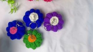 Seasonal Crochet Pumpkin Keychain For Playful Touch