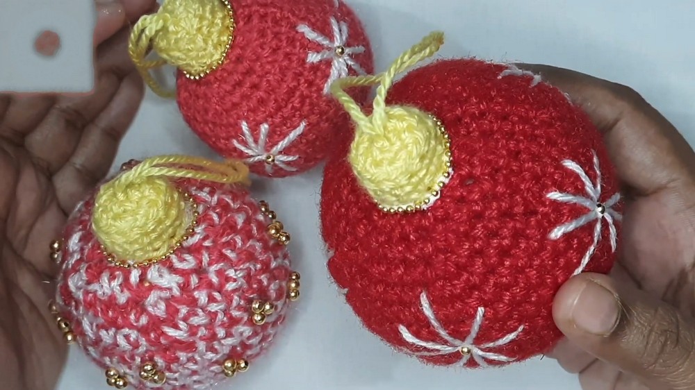 Crochet Christmas Bubble 1