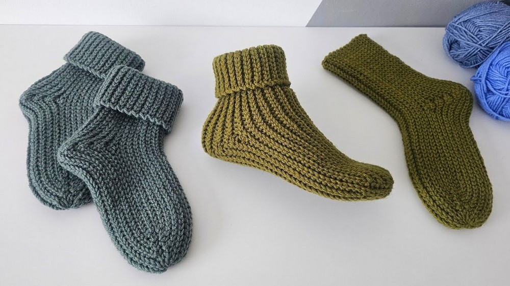 Easy Crochet Socks 1