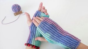 Simple Crochet Mittens For Any Size 1