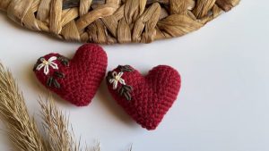 Easy Amigurumi Heart Pattern 2