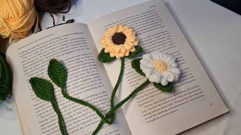 Crochet Sunflower And Daisy Bookmark Tutorial 1