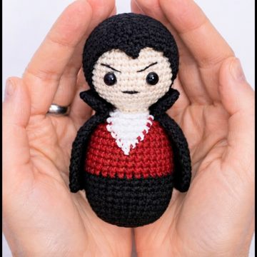 5 Crochet Halloween Vampires Tutorials 1